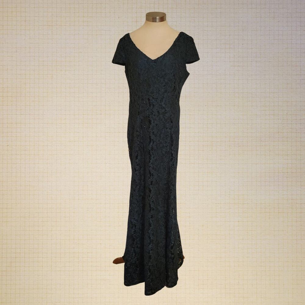 Alex Evenings Green Lace Metallic Floral Gown Size 12 Formal Maxi Dress